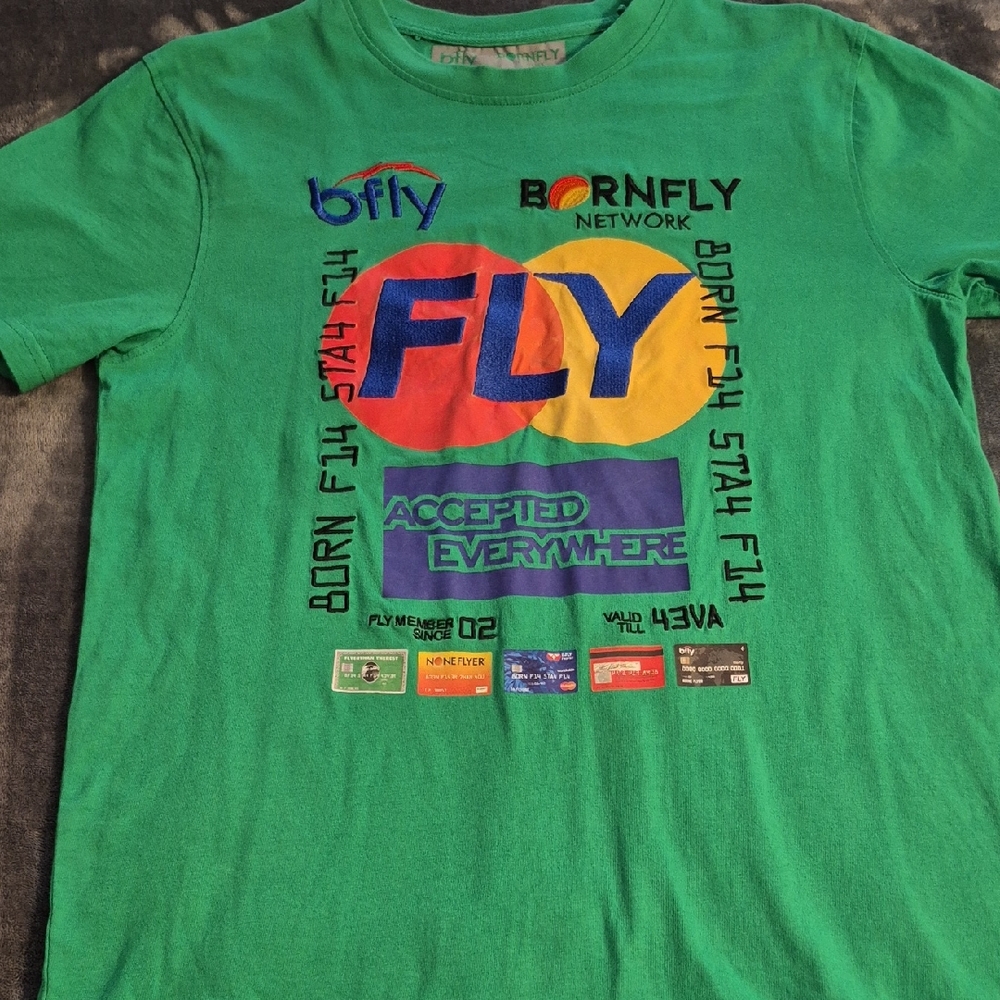 Green Graphic Tee - Short Sleeve